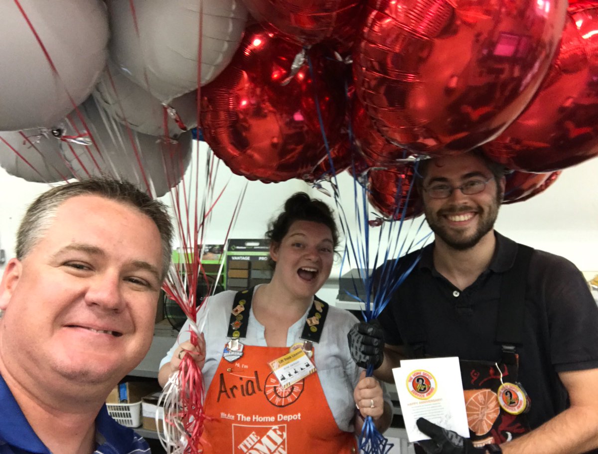 rockholds5's tweet photo. Tristan Celebrating 3 Awesome years we are blessed to have him! Thanks for all you do, keep up the great job. #BDDSW #8445 https://t.co/CCF21K3AJx