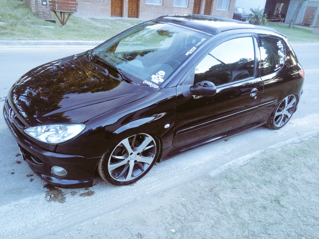 MauriiBB's tweet photo. Hoy le tocó la lavaditaa 🙊🙊 https://t.co/5UvmKlRBKH