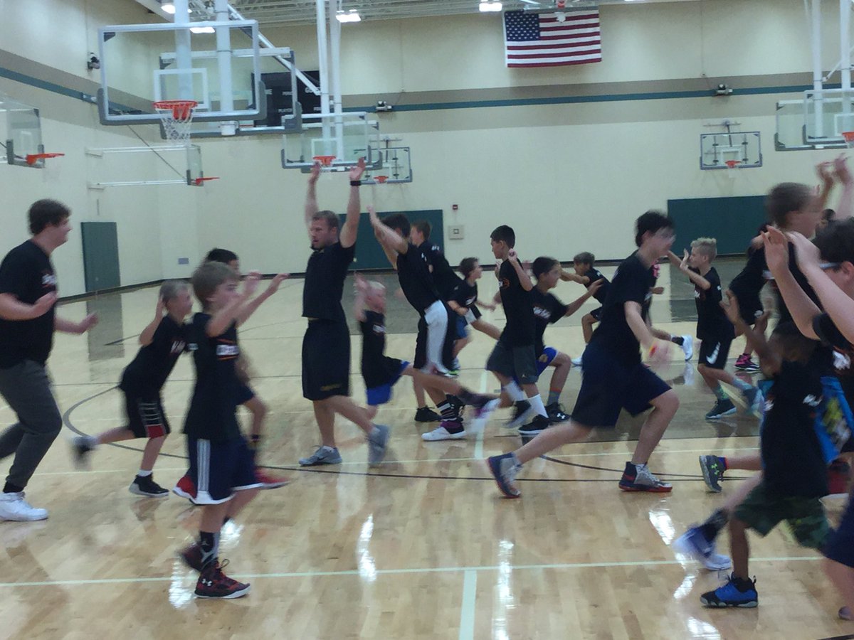 InspiredAthletx's tweet photo. Awesome time at the @drdishbball camp last week in MG! Leading warmups and teaching proper landing tech to the young ballers. #movefirst https://t.co/xSa4QMTtOj