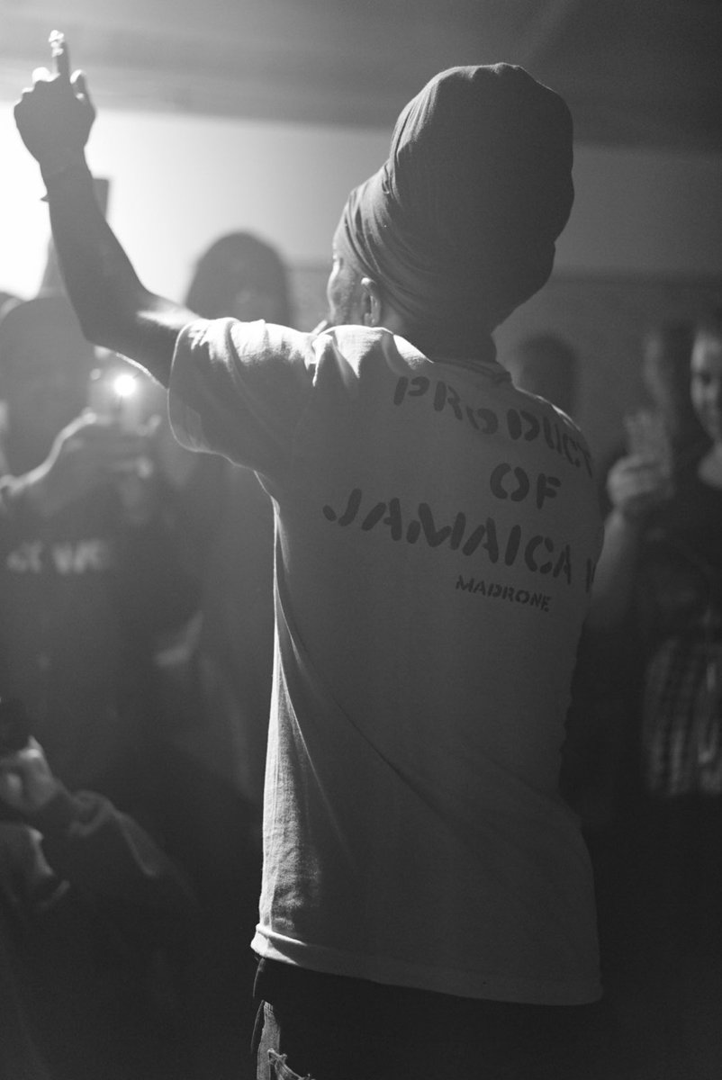 AnwarCarrots's tweet photo. Nuff respect @SizzlaKalonji 🇯🇲☕️🥕 https://t.co/zKaVxbeDhu