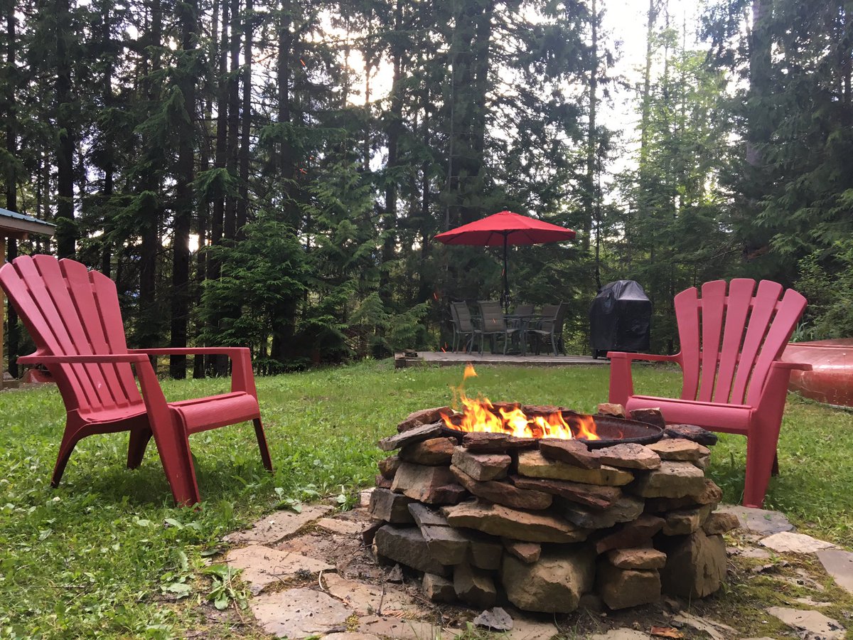 b_ritchie97's tweet image. Cabin life. Nothing like it!  #beatifulbc #lifeisgoof. #nature