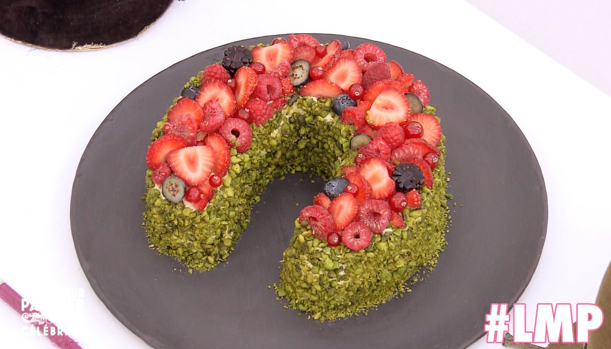 Lemeilleurpatissier Bravo A Camillecerfoff Qui A Conquis Le Jury Avec Son Gateau Fer A Cheval Lmp