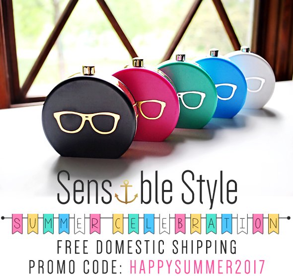 ShopSensible's tweet photo. Kicking off #Summer w/ New #ContactCase #Travel Kit Colors + FREE Domestic Shipping! ☀️

https://t.co/x9NjjE99HT

#ShopSensibleStyle https://t.co/OdMPPOGBDV