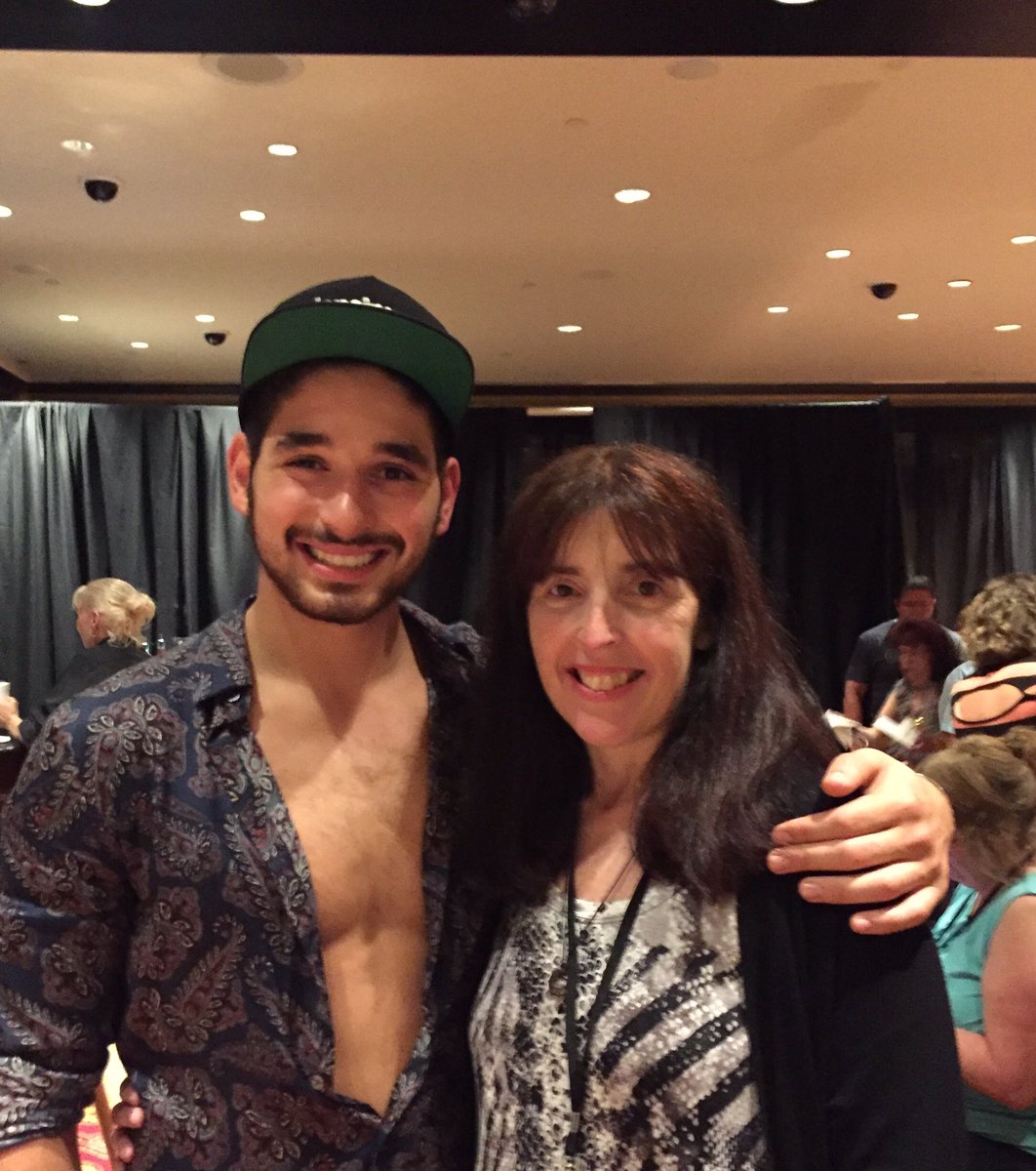 b_auntie's tweet image. You are the nicest man @Dance10Alan I mean you blew me away with kindness &amp;amp; your great dancing. #DWTSTour #ProTime