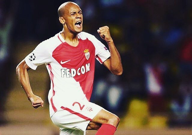 _BeFootball's tweet image. D'après @EmaGiulianelli, Fabinho s'engagera bientôt à Manchester United !