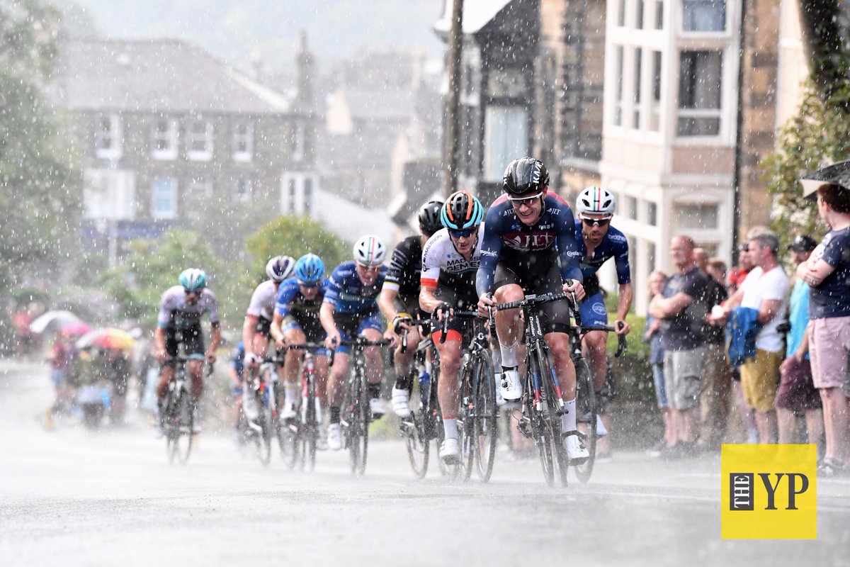 brucerollinson's tweet photo. Breakaway Riddings Rd @IlkleyRacing @teamjltcondor @MadisonGenesis @BIKEChnlCanyon @YPSport #rain #IlkleyCycleRaces #cycling #Weather https://t.co/Mh5f5KH6It