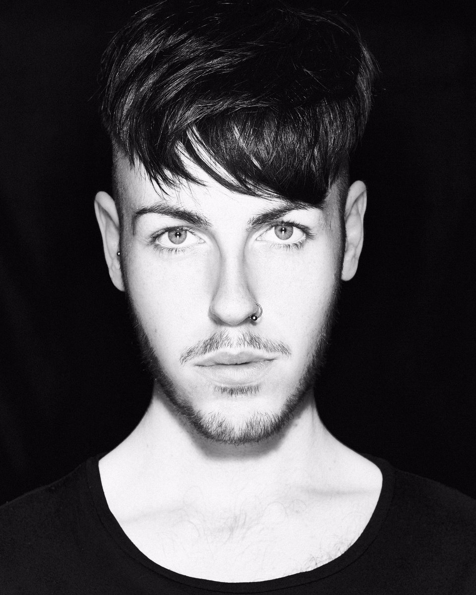 AshleyJGamble's tweet image. The Gamble new power duo #TeamGamble #colourist #stylist