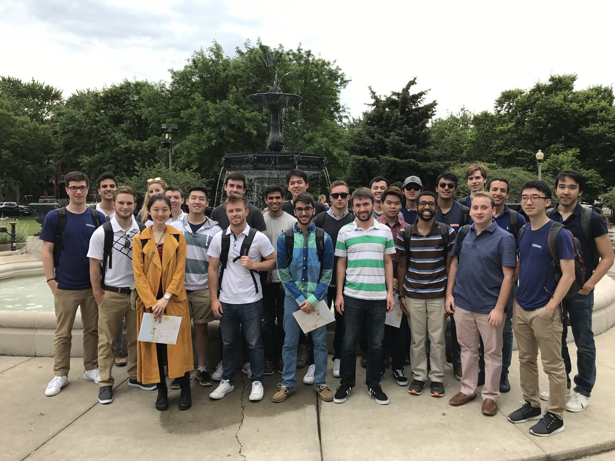 Another day, another tour! It’s week two for our IMC Chicago interns and we’re taking them on a walking tour around Wicker Park. #LifeatIMC