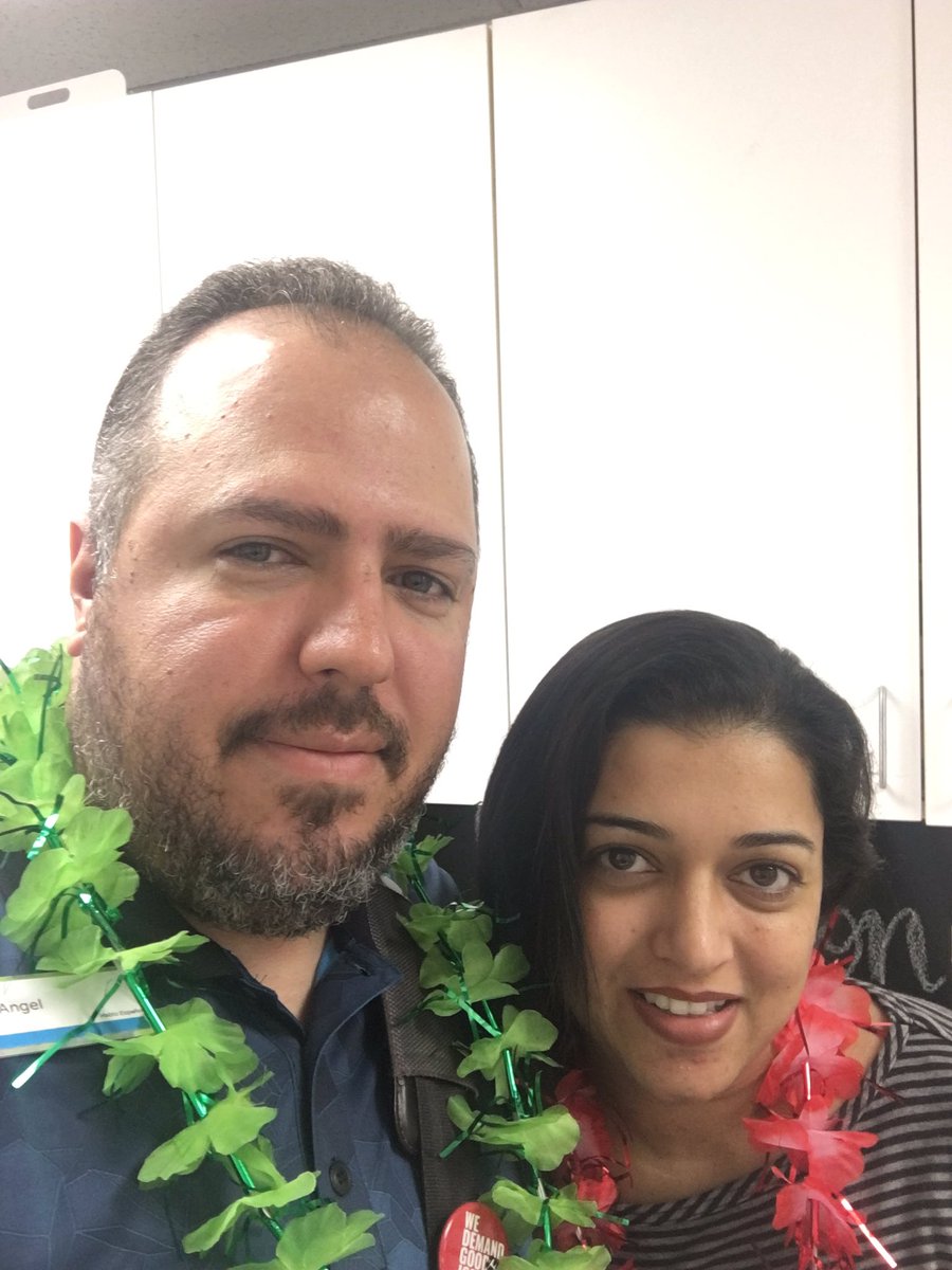 Doshi5684's tweet photo. #NationalSelfieDay#teamHudson mall#wedashiss #NERegionselfie https://t.co/REGp1qUXxP
