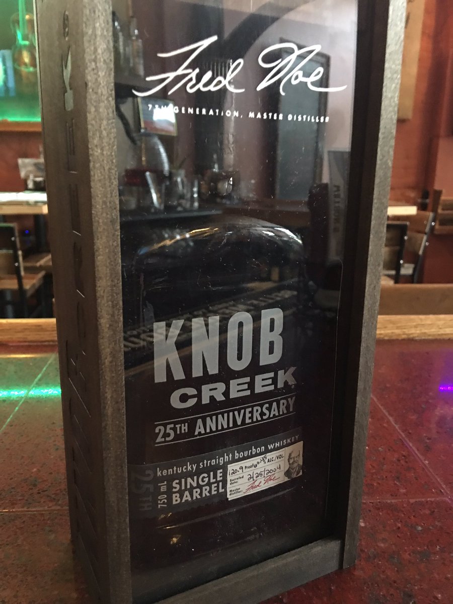 WatsonsChicken's tweet photo. Only 3 bottles sold in our area and we got 1! Thanks @knobcreek Congrats on your 25th anniversary #DowntownChampaign #DrinkingIllini https://t.co/NBChgsLAdy