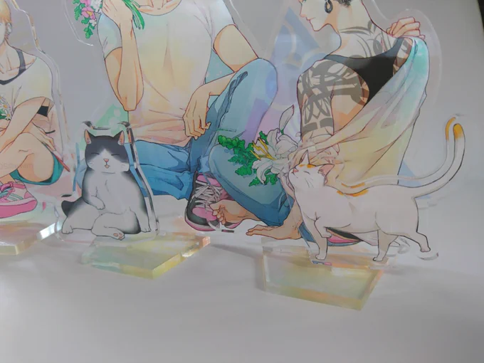 アクリルスタンドが作ってみたかったんですよ。ネストグラフィックさん(のA4に配置し放題のやつ!細かいところまで綺麗!嬉しい! 