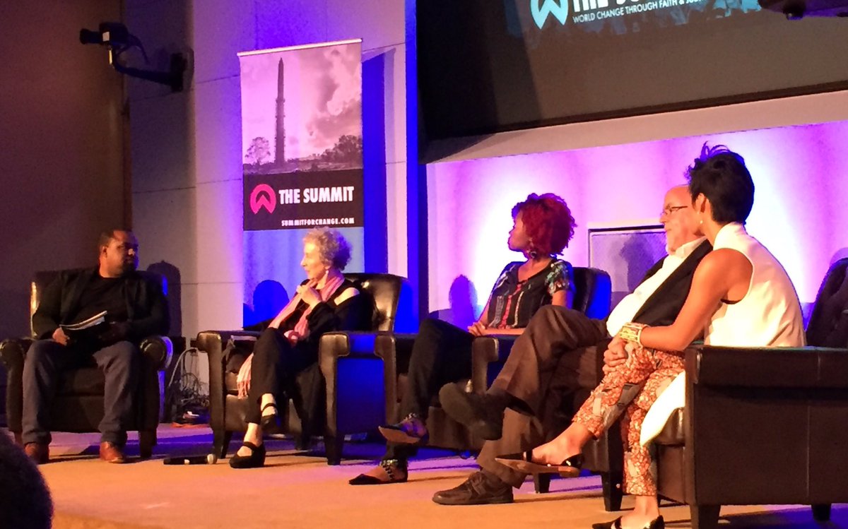 davidkyumankim's tweet photo. .@MargaretAtwood @joshuadubois @nikole_lim @amenabee talking stories to challenge our times @sojourners #TheSummit2017 https://t.co/IpQtAHZNKz