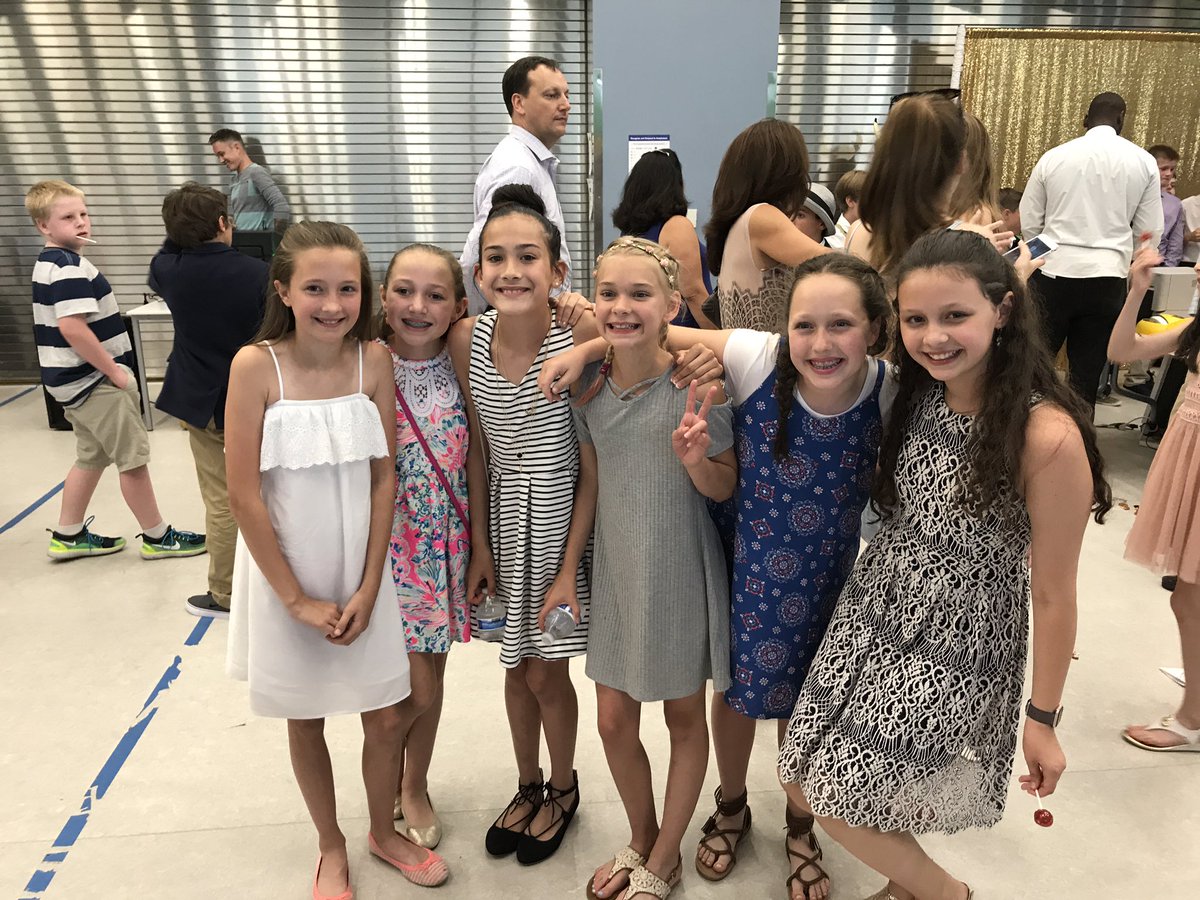 Family Dance Party! Celebrating our 5th graders <a href="/DiscoveryAPS/">Discovery APS</a>