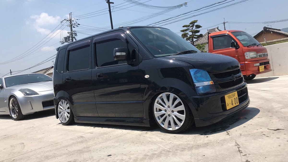 J N A Twitter Mh21 ターボ 車高調 バッドフェイス Rrヘッドライト ヴァレンティledテール 8cm上げ5度加工アクスル 純正加工マフラー 距離 車検来年の11月 値段は万程で考えてます 気になる方dmよろしくお願いします 不具合 リアインナー切り上げたまま