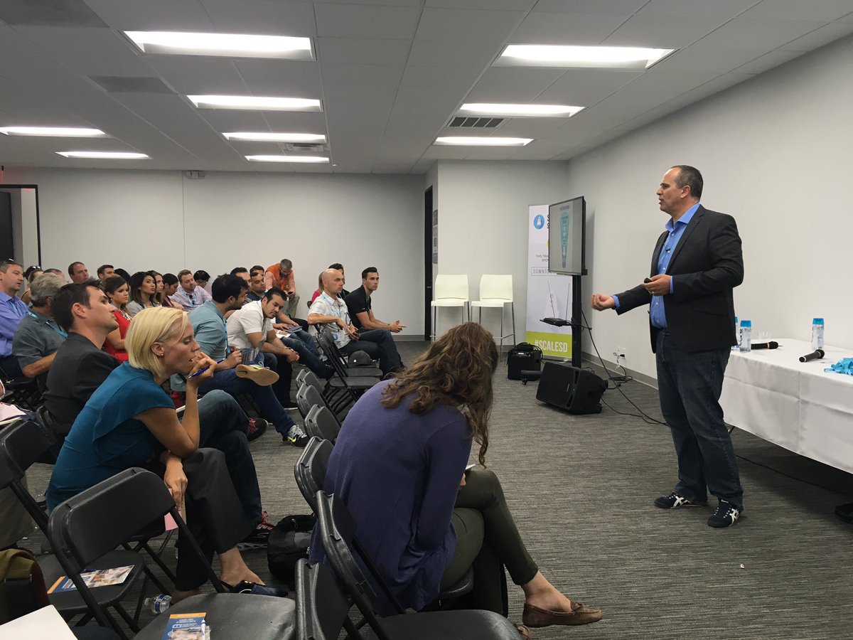 dmzbusiness's tweet photo. "The best sales person ask impactful questions and listen @_ChrisStock @StartupSanDiego #sdsw #scalesd https://t.co/qWxKltZqBn