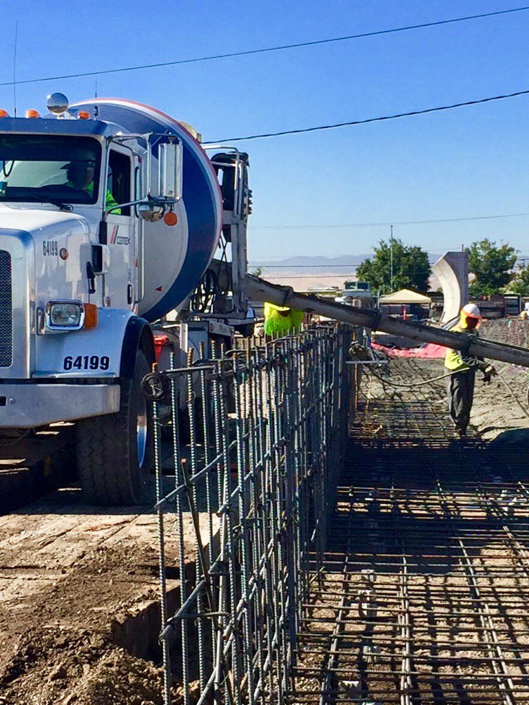 Rstone2010's tweet photo. CEMEX supplies 5000 PSI concrete for Shimmick Construction's BART mockup in Tracy. https://t.co/otUidaFchA