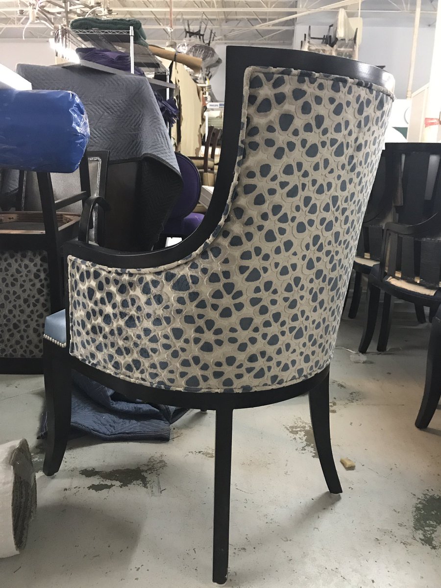 PhoenixGroupFLA's tweet photo. Custom made furniture by PGMS https://t.co/aS9MJou60e