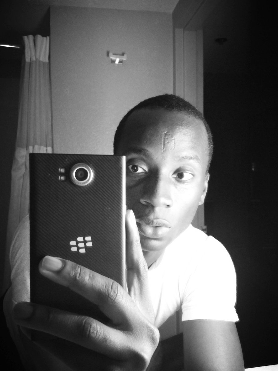 EdwinToureP's tweet photo. I wanna keep on being honest and sincere. I wanna grow up. I wanna improve myself. I am not perfect but I tend to be #Excellent #Mederry https://t.co/hqzNk2ppYc