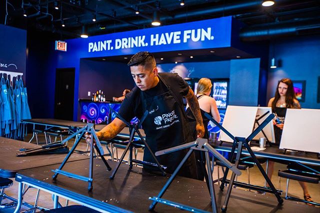 PinotsWestLoop's tweet image. We take care of every detail for your night out. All you have to do is invite your friends and choose your wine!