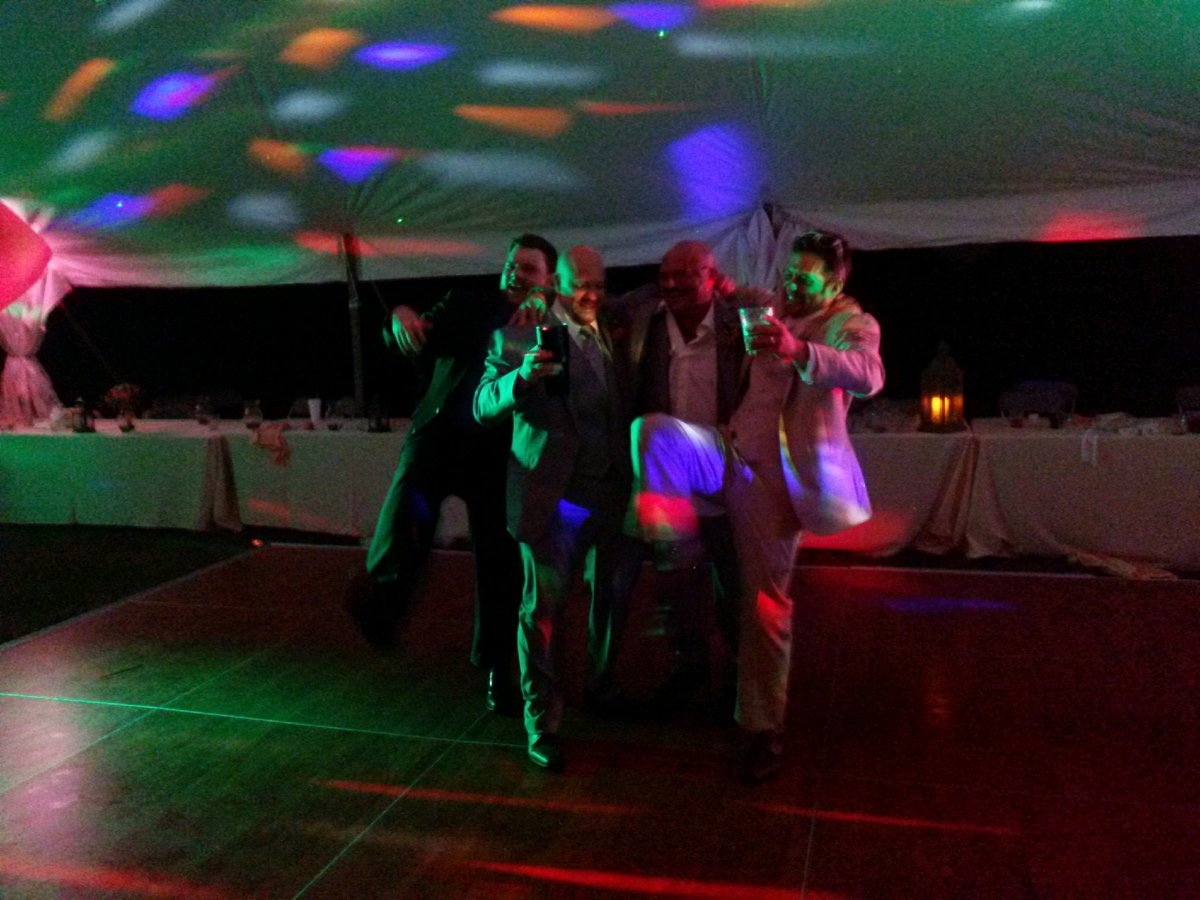 RapidBeatsPro's tweet photo. Just another exceptional wedding with RBP. Don't miss out. Contact us today to make your next event phenomenal. https://t.co/MzUFkL97xa