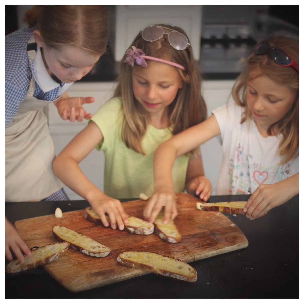 Perfect meal for a hot day! #cookwithkids #healthykidsfood #gazpacho <a href="/GordonRamsay/">Gordon Ramsay</a>