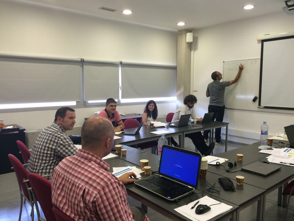 Apache_SESAR's tweet photo. Some pictures of the workshop https://t.co/d2KqnWjYd7