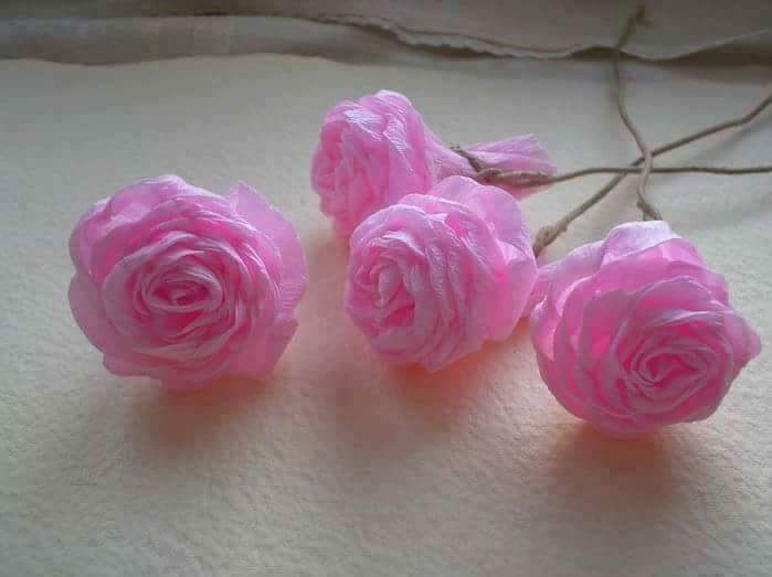 its__shai's tweet photo. "یہ جو زندگی ہے ناں!
اسکی مثال سمندر کی طرح ہے
ہم انسانوں کو..
خود کو ڈوبنے سے بچانے کے لیے
ہاتھ پیر مارنا ہی پڑتے ہیں
جو تھک گیا وہ ڈوب گیا https://t.co/LOHEVqSpRs