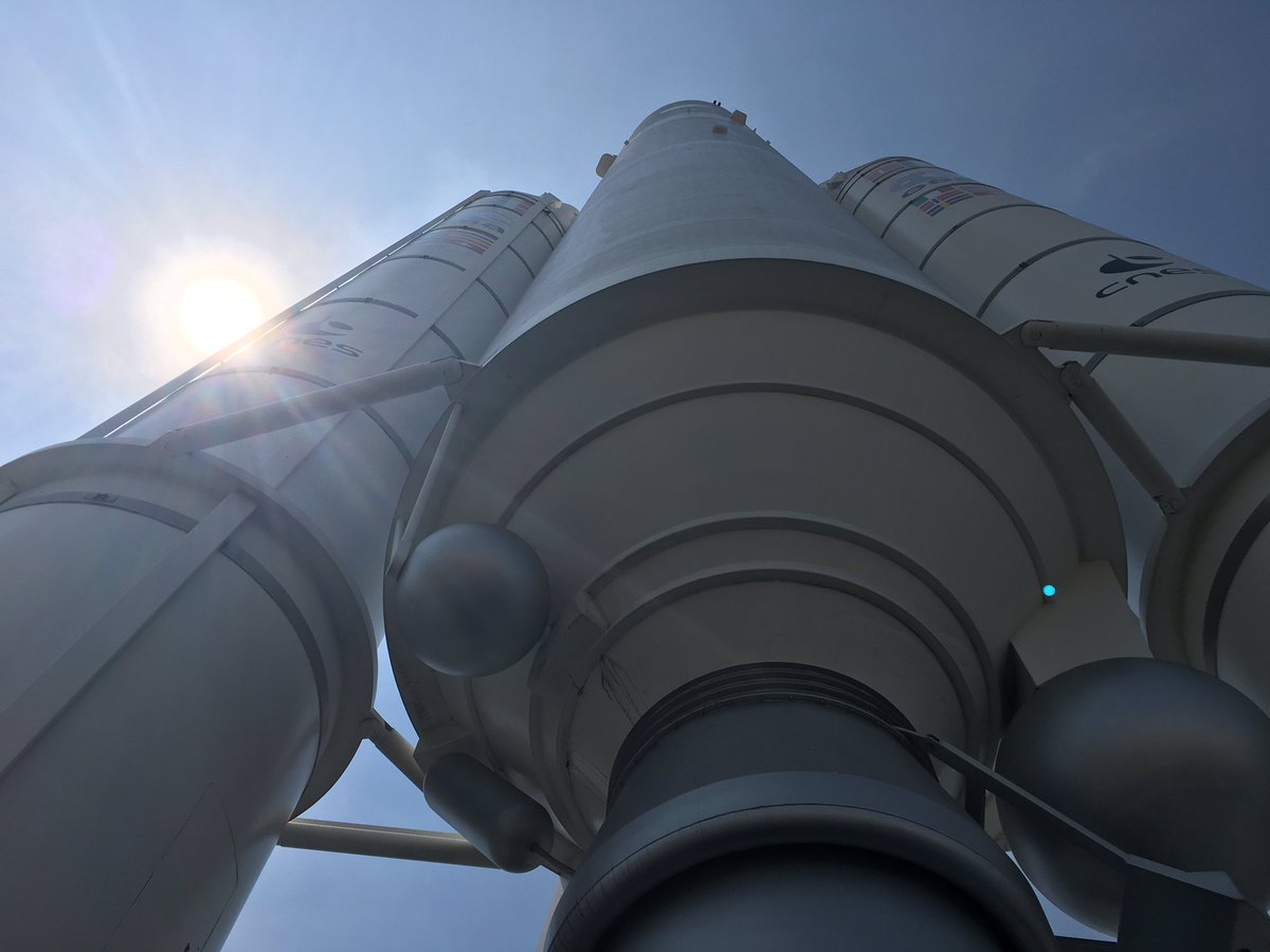 Day 4/7: Good Morning from #ParisAirShow! Today's focus: #launchers &amp; citizens. Livestream: esa.int/About_Us/Exhib… #SpaceBourget17