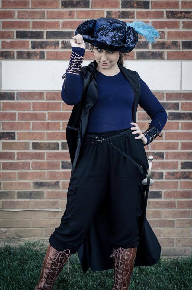 somebooksare's tweet photo. At #OYANweek2017 I cosplayed Alucard Emery, and he brought me new friends and more smiles than I could have imagined. Thanks, @veschwab <3 https://t.co/wj4ozjcUom