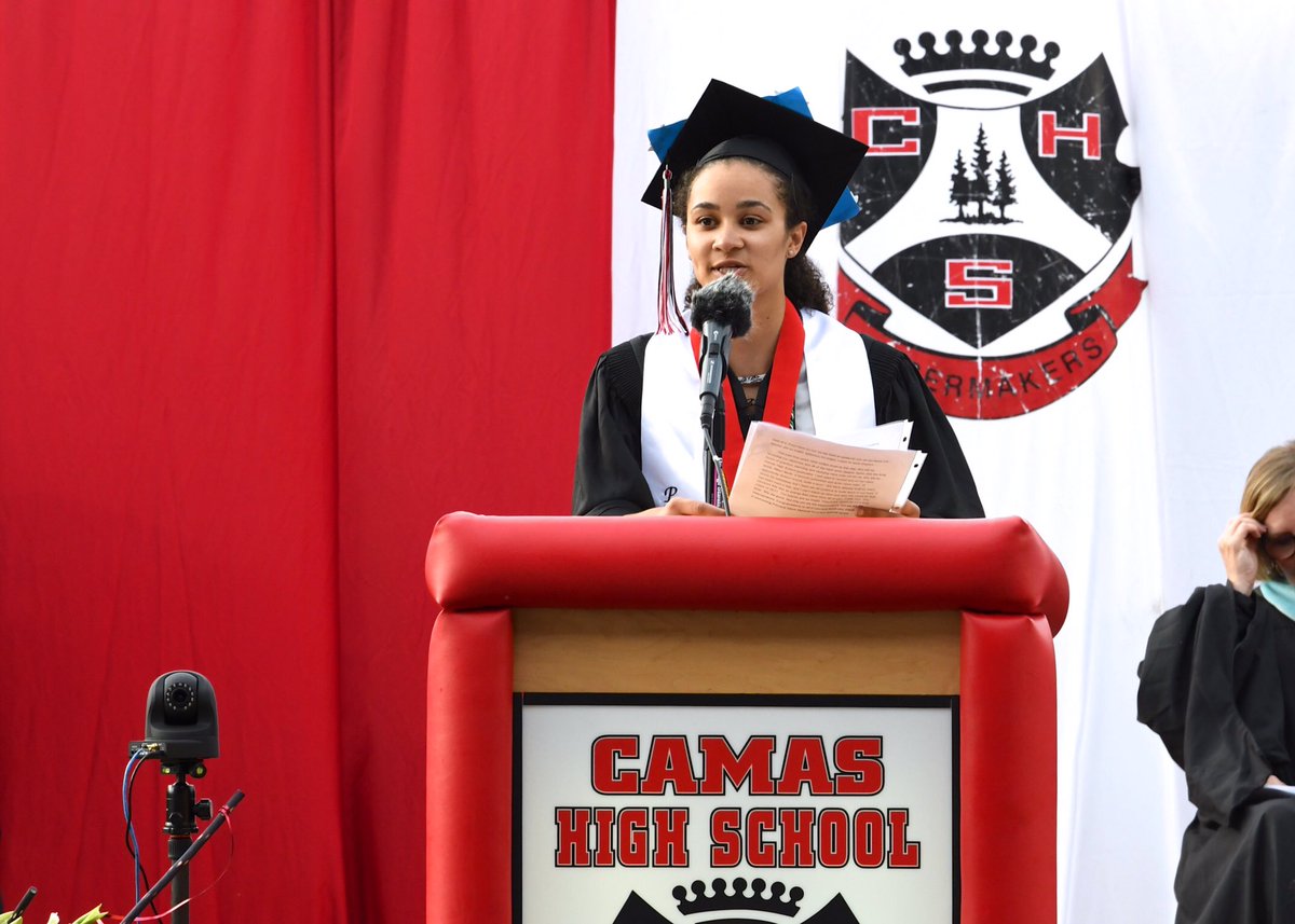 ItIsPhotoTime's tweet photo. Please help me tag these!
#CamasGraduation2017 https://t.co/lWjuuGM5jp