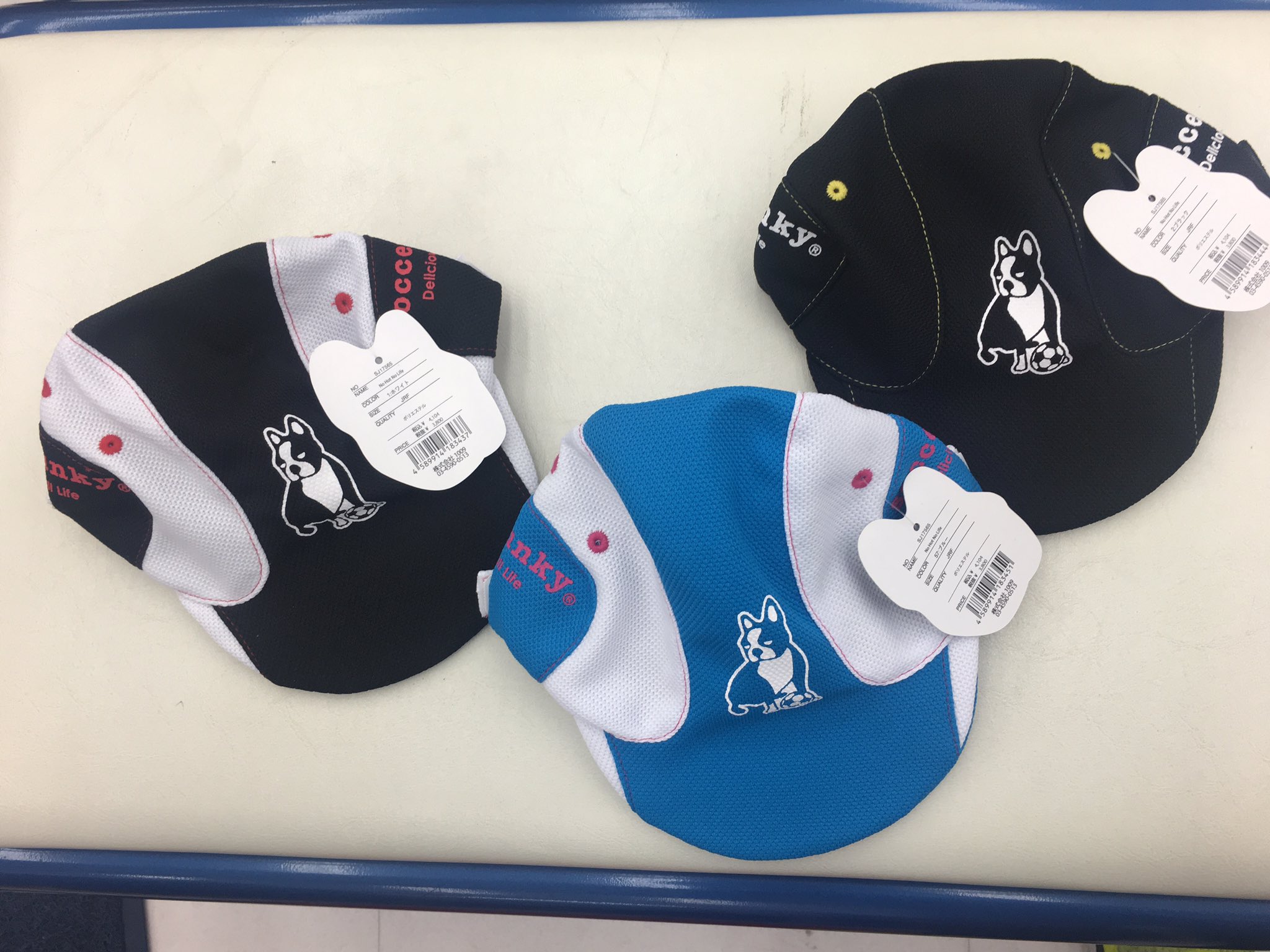ট ইট র ときわスポーツ パシオン 横浜店 夏の定番 サッカージャンキー ジュニアフットボールキャップ入荷 熱中症対策にはやっぱりキャップは必須です そのままヘディング出来るから便利ですね パシオン サッカー サッカー