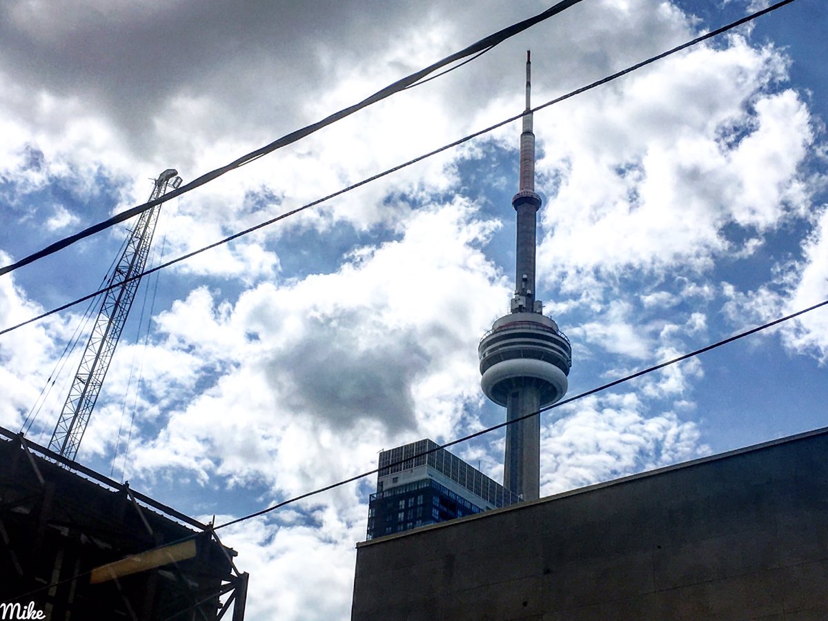 Burkes_Photos's tweet photo. #Toronto , looking good! #cntower #500px #xoTO #streetsofto @500px @xoTO @TourCNTower @StreetsTO @City_tv @nowtoronto @SeeTorontoNow https://t.co/tgz0NXH1WT