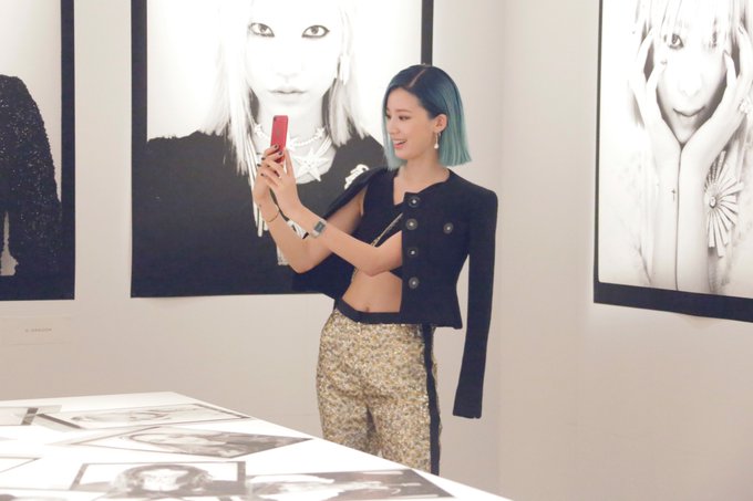 View image on Twitter