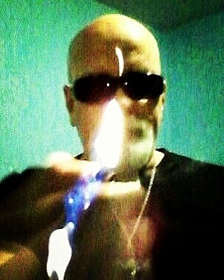 PoorAndBored's tweet image. @Oprah ...at least enrich &amp;amp; acknowledge me, ...you stupid ass

...so that I can say, what you're too chicken shit to.