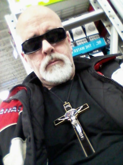 PoorAndBored's tweet image. @Oprah ...at least enrich &amp;amp; acknowledge me, ...you stupid ass

...so that I can say, what you're too chicken shit to.