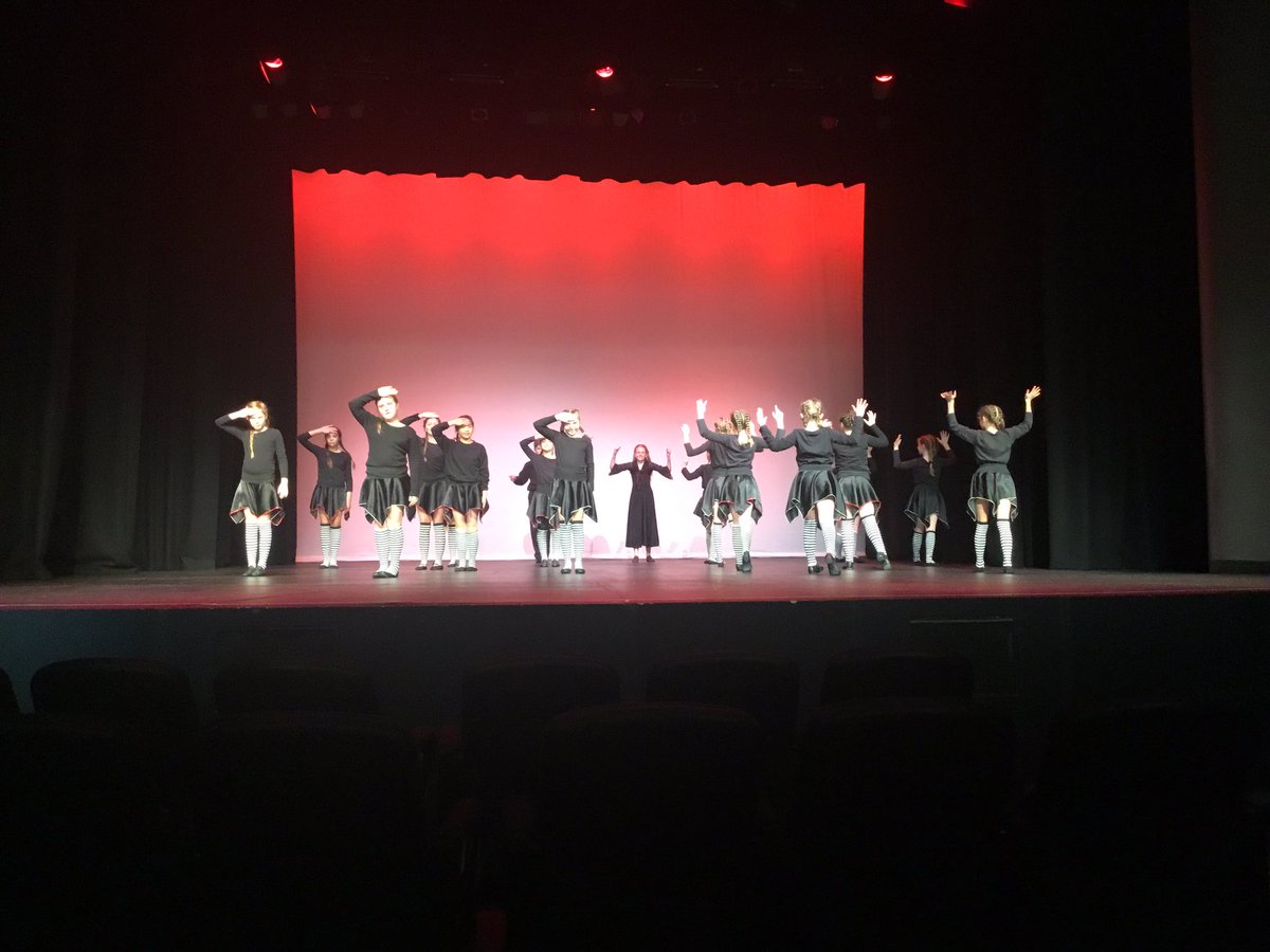 RivDanceFest's tweet photo. Sturt Public School on stage at the Wagga Civic Theatre. #RDF https://t.co/l6a3yvApDb