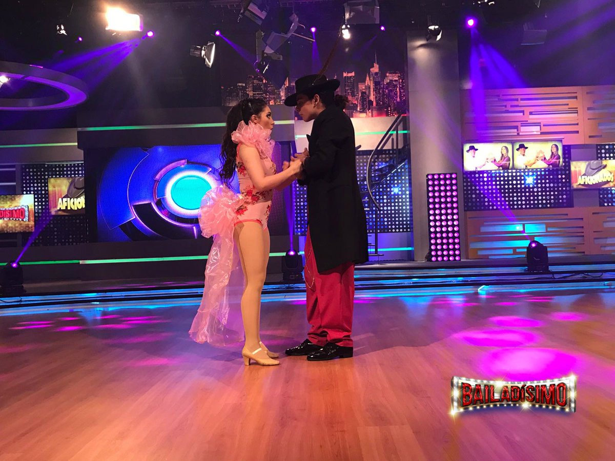 multimediostv's tweet photo. RT si te gustó el baile de @brandon_meza y @_Cinthhya en #Bailadísimo 😉 #Uvimeza 

https://t.co/yivtzMAYnn https://t.co/FFpIqPC1vV