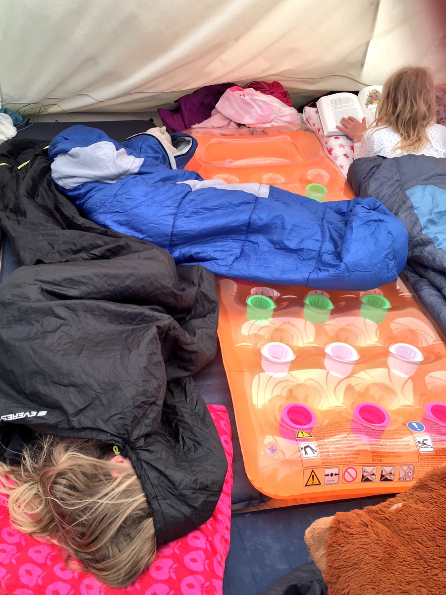 MarieThorsted's tweet photo. 05.41: waking up is happening!
Everybody stayed the night, #teacher actually got a little sleep too. #teepeeclassroom #sleepover: a success! https://t.co/gnH19SckBf