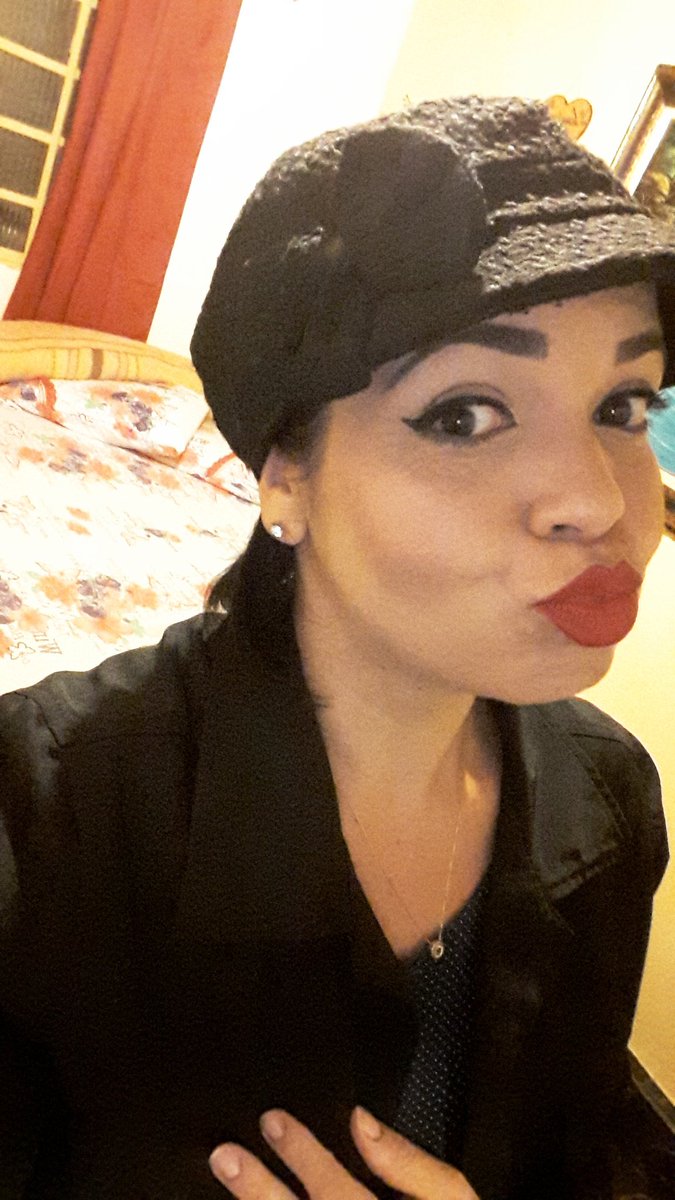 Lucianee35's tweet photo. #kisses #inverno #adoroooo https://t.co/WL0KwwimjU