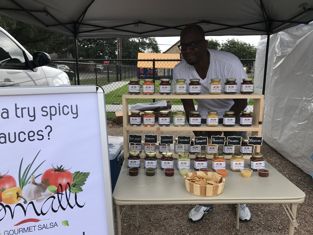 Comatli1's tweet photo. @Comatli1 always present at the big events in #texas good #vibes and excellent #sauces. Market Day  in #KatyTexas. #MexicanSauce #Spicy https://t.co/jtbHDQ9s7J