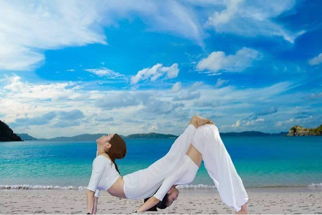 jalan_activity's tweet photo. 青い海を眺めながら体をほぐせるビーチヨガ✨
じゃらん遊び体験で #ビーチヨガ 体験 を予約しましょ🏖
.⠀
photo by @nori_world_ ⠀
#jalan_asobi タグを付けて頂いた投稿の中から @jalan_… https://t.co/odutxVaXK4 https://t.co/iz759007ka