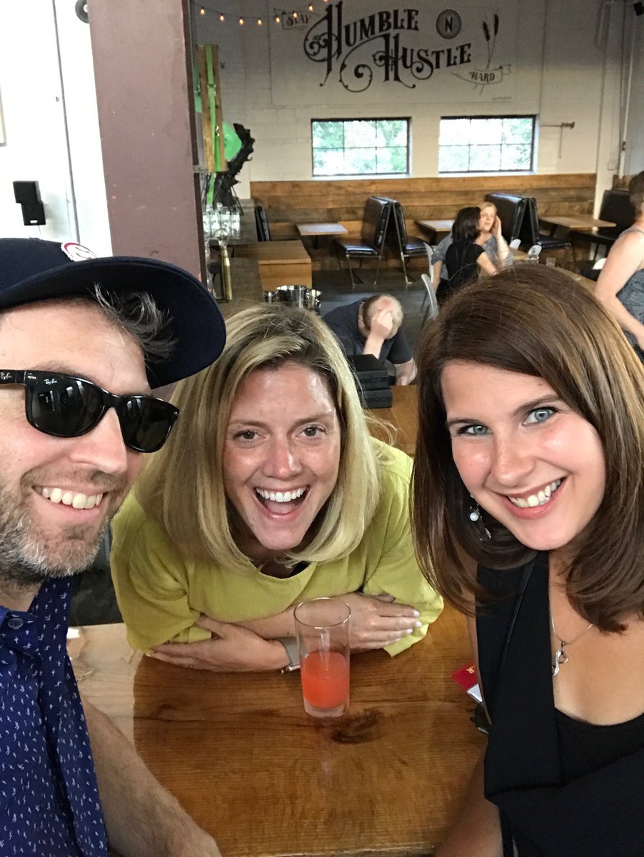 mimatweet's tweet image. Thanks everyone for the fabulous Summer Social @NorsemanMPLS + glad we could enjoy #NationalSelfieDay together!