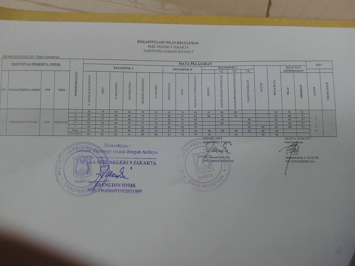 alfiyan99's tweet photo. @pknstanid skl ku kan gk ada nilainya. Kalo pake rekap nilai dari sekolah seperti di gambar boleh gk ? https://t.co/XzJyndofFO