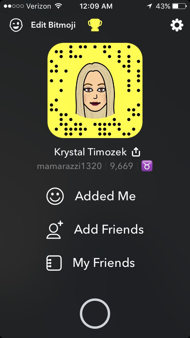 FabMrsT's tweet photo. Really don't need you to force ur silly @Bitmoji on me @Snapchat .Taking away customization makes ur app less appealing #snapfail #bitmoji https://t.co/UkVpS0Nghn