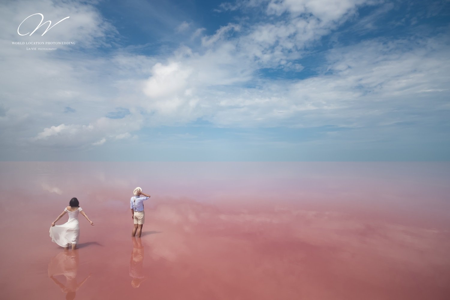 ラヴィファクトリー 結婚写真 前撮り Na Twitteru World Location Photowedding カンクン編 日本から飛行機 で約１３時間 真っ青な海 白い砂浜で人気のメキシコのリゾート カンクン ビーチ と絶景の ピンクレイク 世界には素敵な撮影ロケ地があります