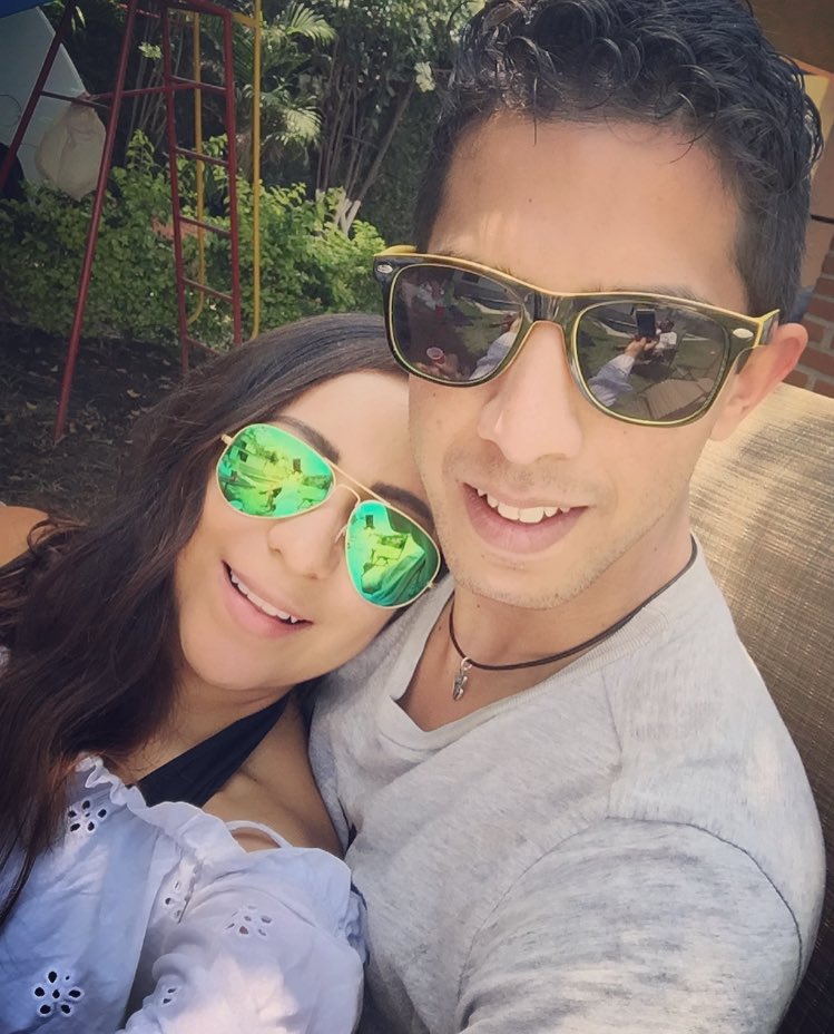 anniereza's tweet photo. Tú locura con la mía 💞 https://t.co/CKmZuwbfUd