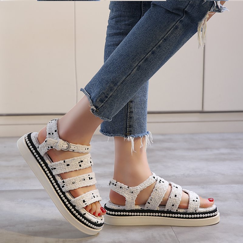 Heels321's tweet image. 🎏 ON SALE NOW! 📣 #nature #yum #summerfashion #bloggerlook #makeupmurah #summersun #sandalsgrenada #sneakersph #nailedit