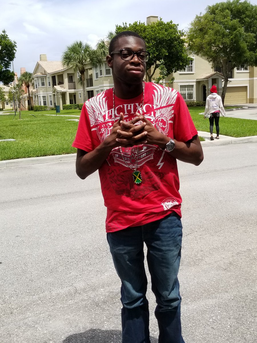 artisticnroy's tweet photo. Just need to Vibe https://t.co/yRWcEQuvFb