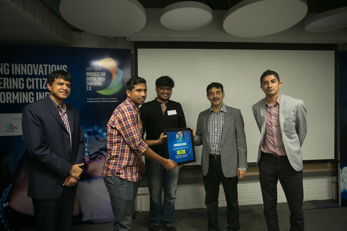 GMWSmartAuto's tweet photo. .@GMWSmartAuto awarded #Top10 Startups @intel @THubHyd @mygovindia #IFDICHALLENGE2 by dignitaries @jayesh_ranjan @PrakashMallya #MakeInIndia https://t.co/EHXL37AWCW