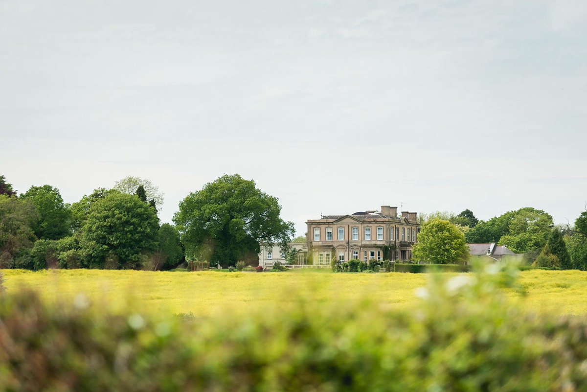 DancefloorDJs's tweet photo. Busy week coming up at @HothorpeHall 😀 https://t.co/gHxhh1G6fk